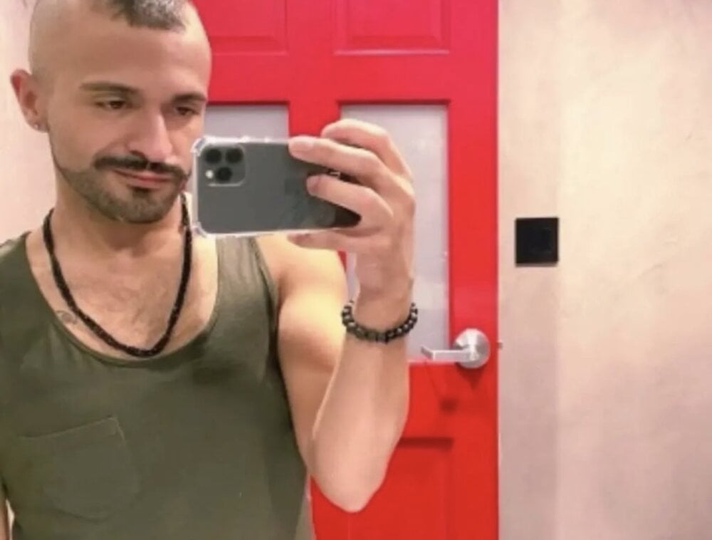 Офлайн-чат XXX yessir9999