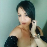 daisy_monroe's Offline Chat Room
