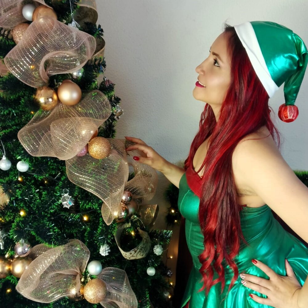 Live sex webcam photo for Niky-milf #290075397