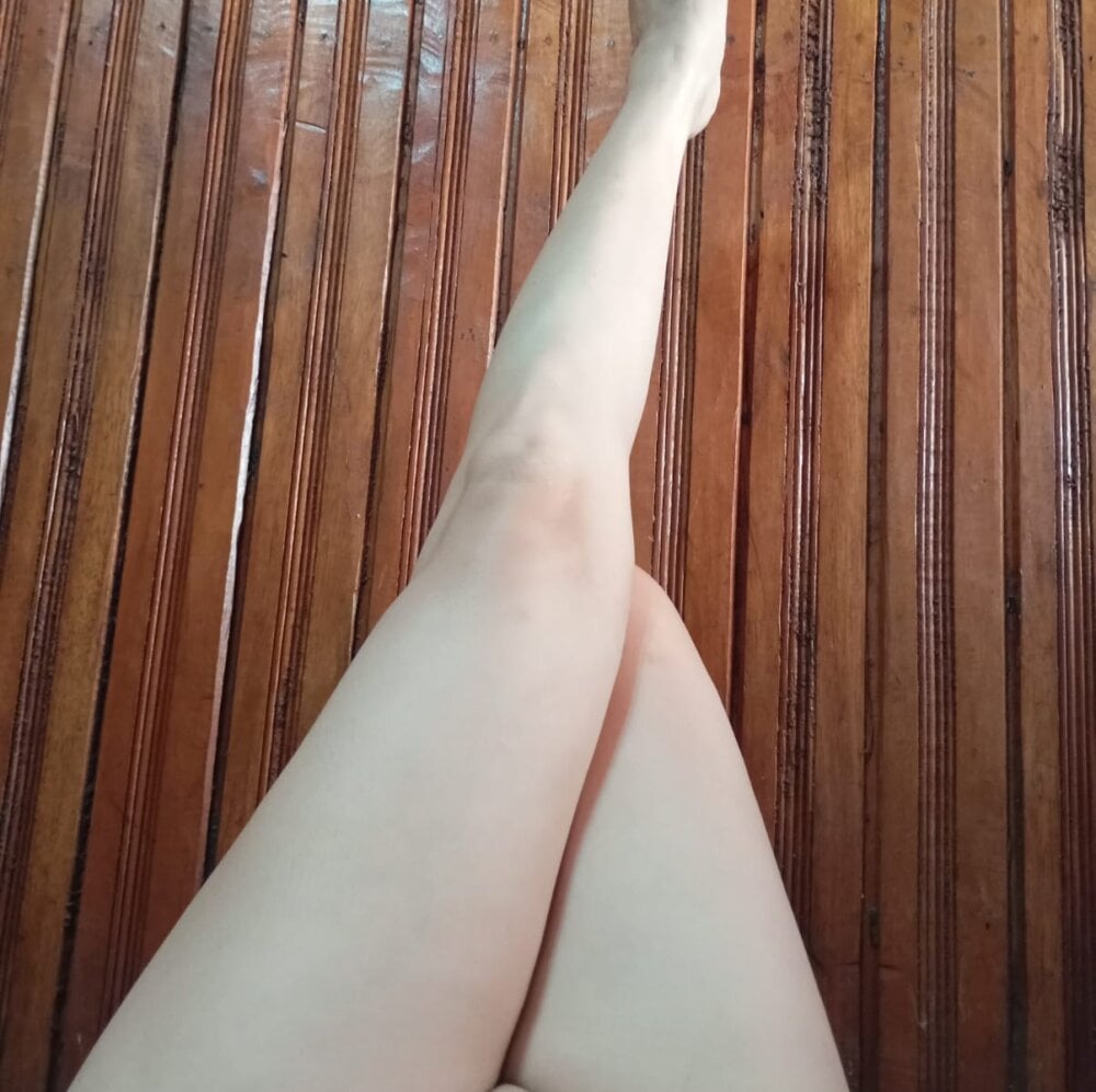 amateursex-livecam.com valentinass20 livesex profile in places-where-im-happy cams