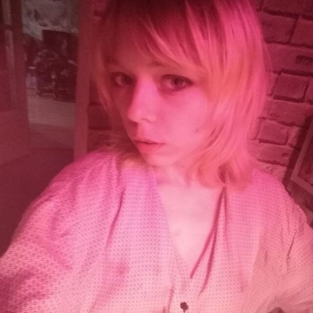 Milla Holt