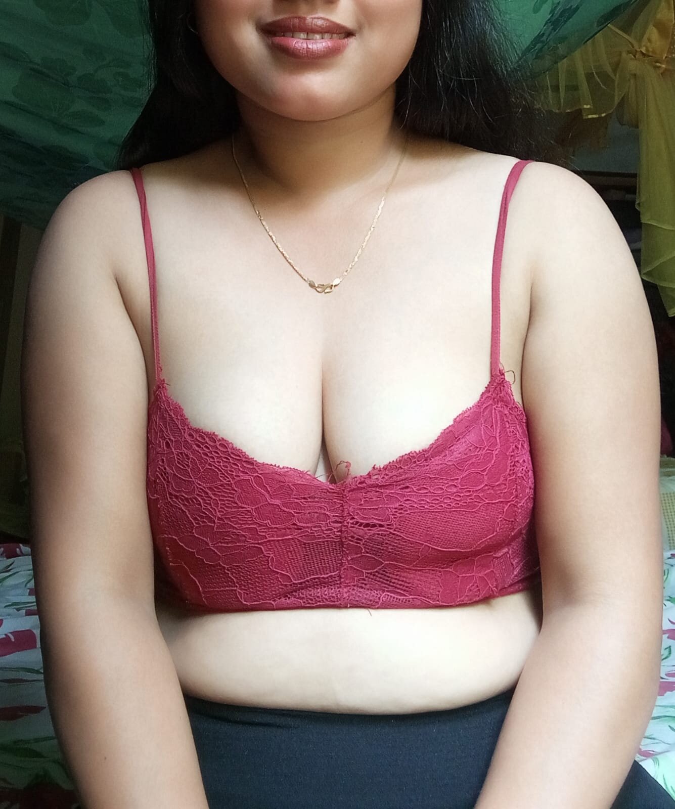 Cute_Nisha7