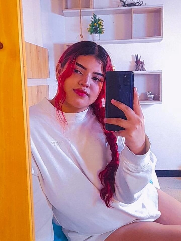 groupsexlivecams.com jennie_rosee livesex profile in sweden cams