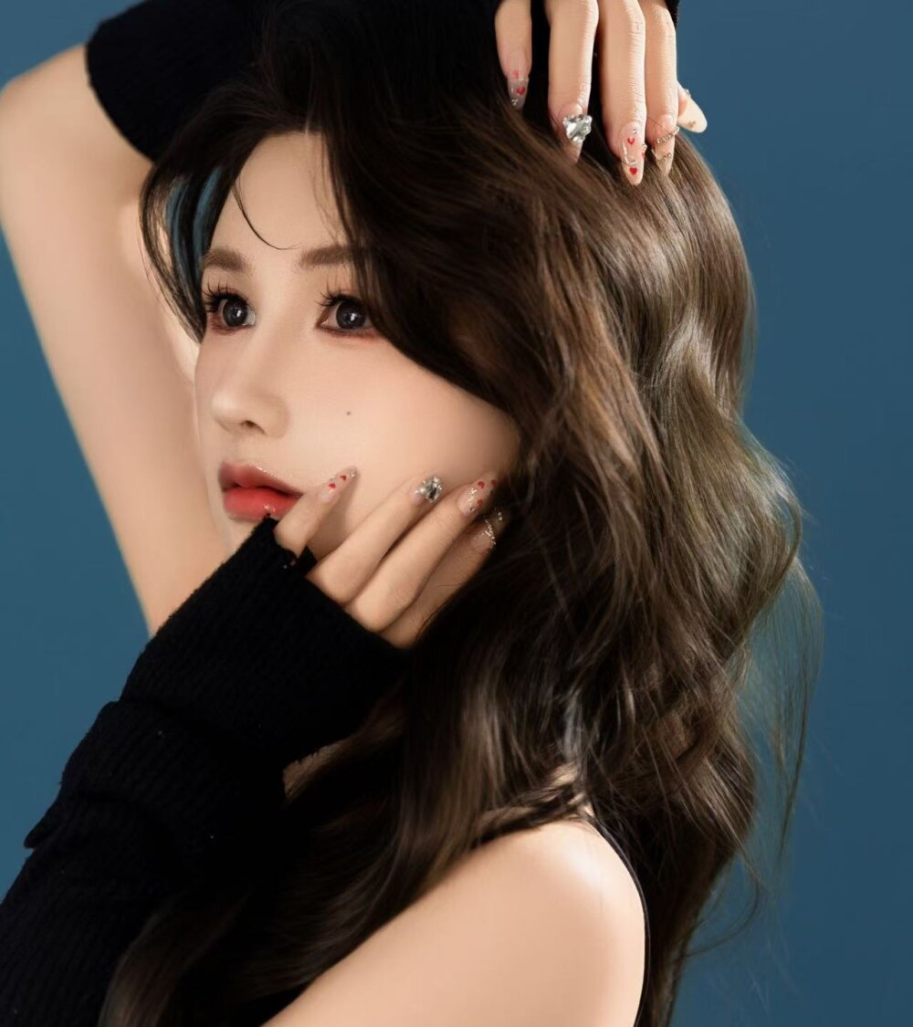 Live sex webcam photo for babykitty- #290223331