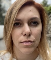 NatalyBlake's Offline Chat Room