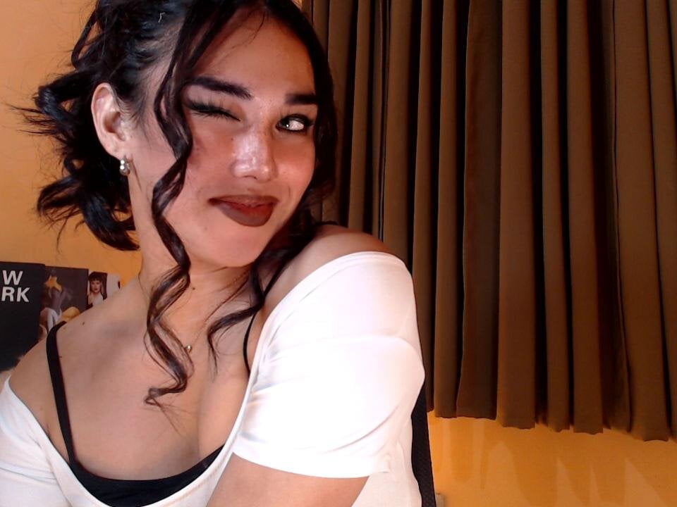 magnificent_kitana from stripchat