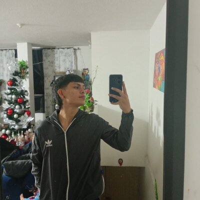 liam_jasper from stripchat