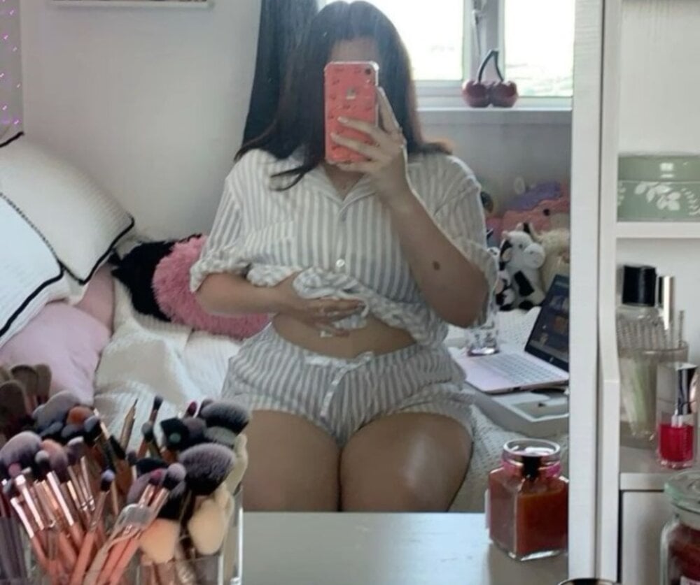 HIMANSI_BABYDOLL profile