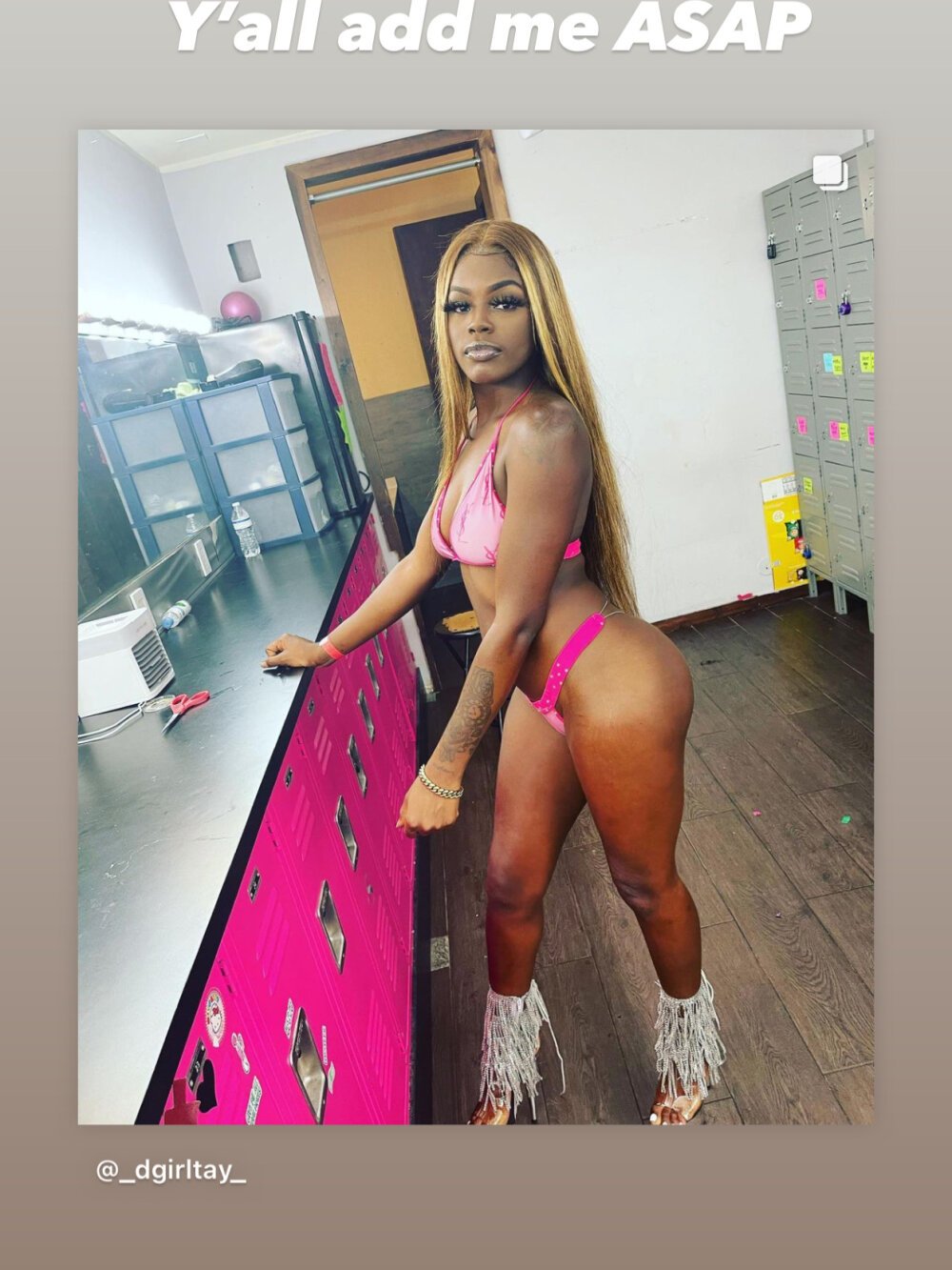 _GuttaBarbie's Offline XXX Chat