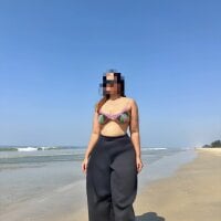 nakedesi's webcam live show