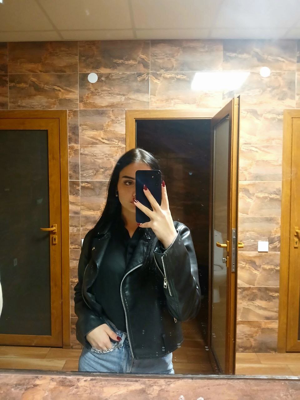 MonikaTel_