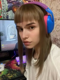 Jersy_Jeyy's Offline Chat Room