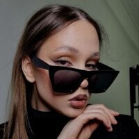 EleneGracey's Offline Chat Room