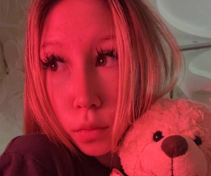 CarenBiglin's Offline XXX Chat