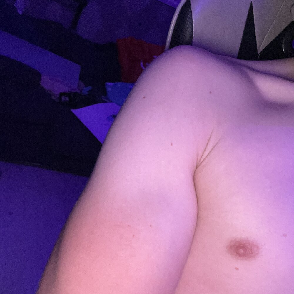 cimyr200's Offline XXX Chat