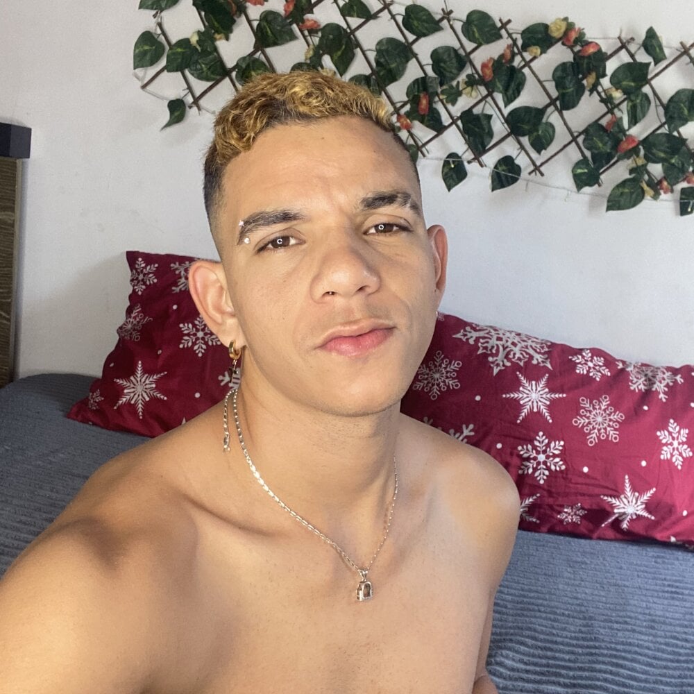 Dylams_maja's Offline XXX Chat