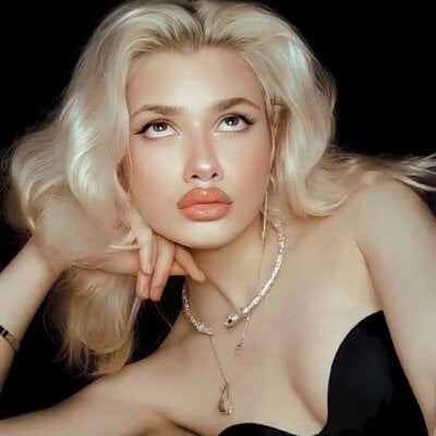 lady_milady 🍁 webcam chat