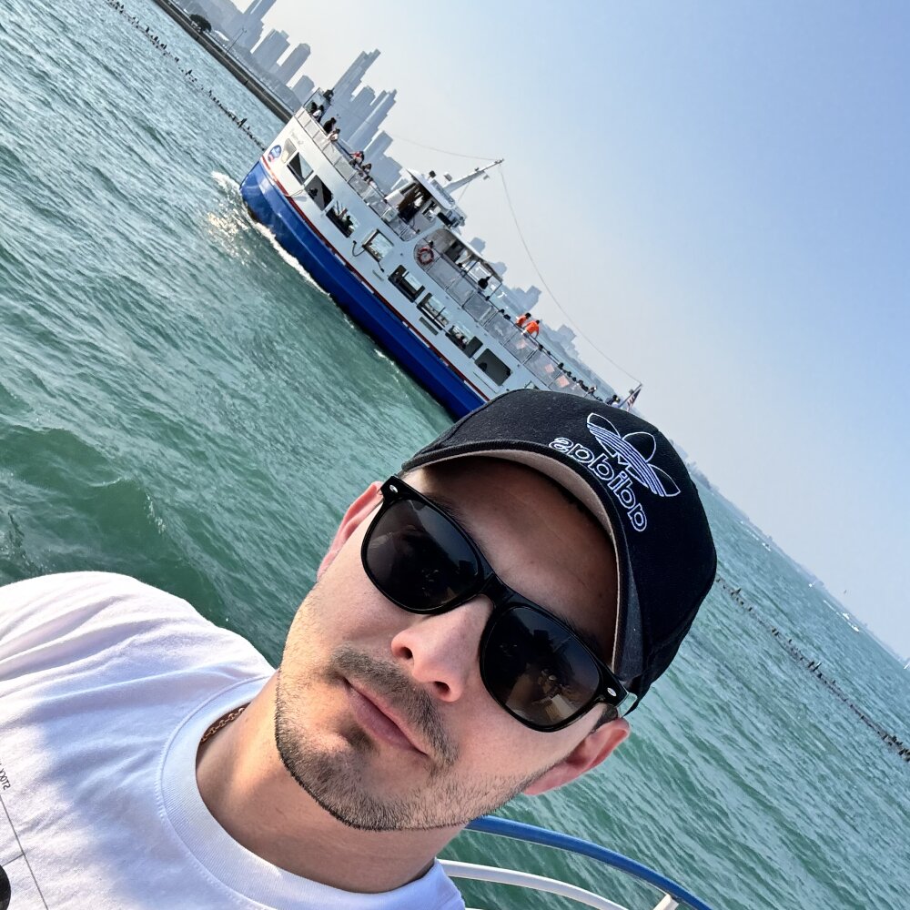 pedrogomez02 from stripchat