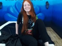 RedheadCora's Offline Chat Room