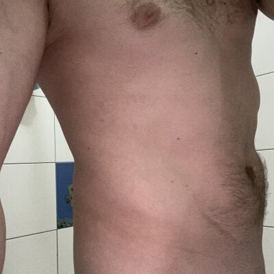 Knyazi Male Medium Online Webcam Strip