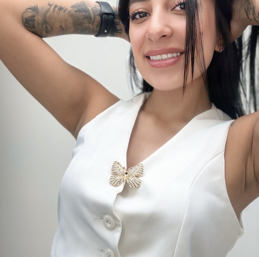 AliceJ_ profile