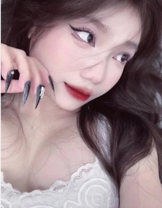 xinhtuvoto from stripchat
