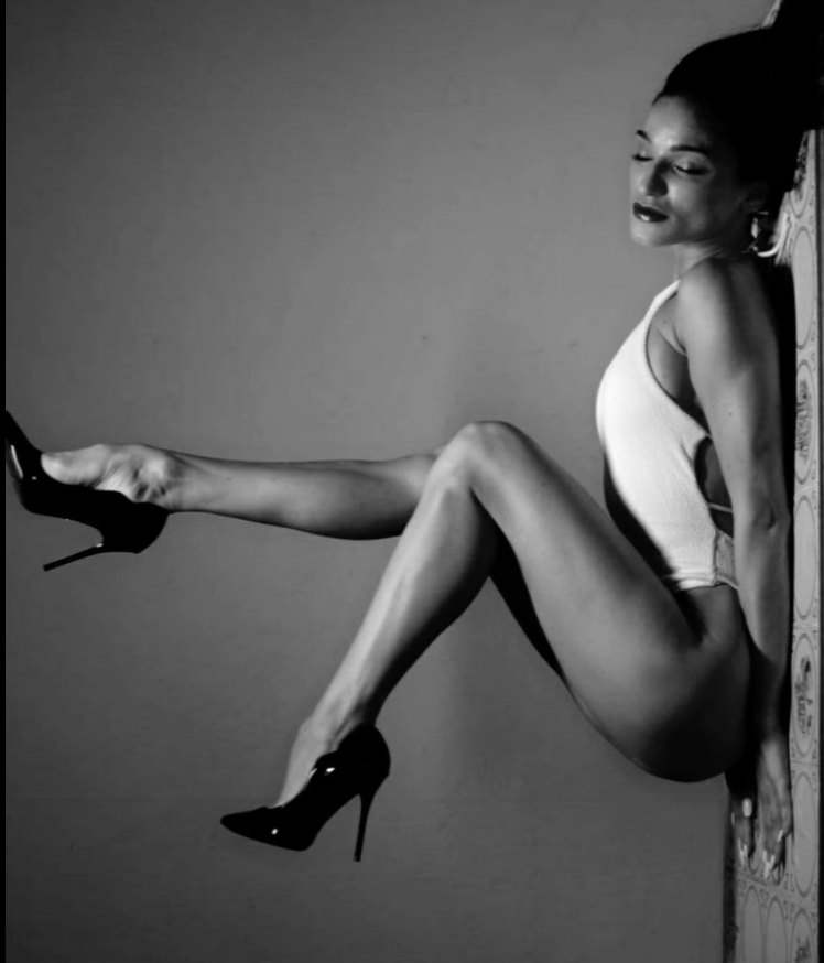 ElinaPoledance profile