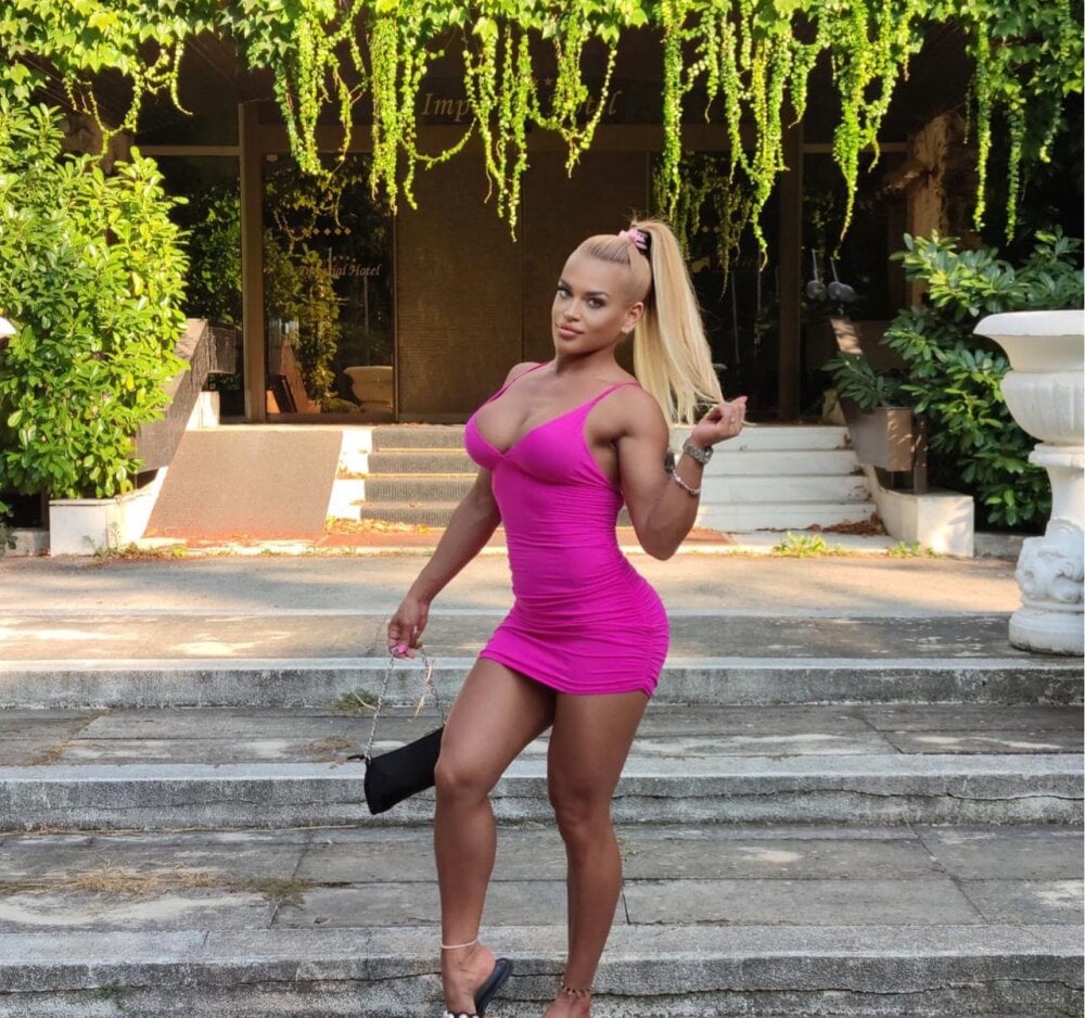 stripchat dalilafit webcam profile pic via livesexbbwcams.com