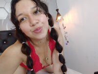 Emily-Moon1's Offline XXX Chat