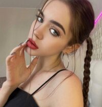 Lil_Kitty18's Offline XXX Chat