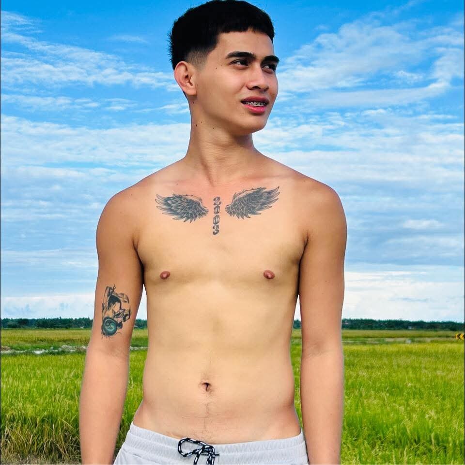 Imdannyboii's Offline XXX Chat