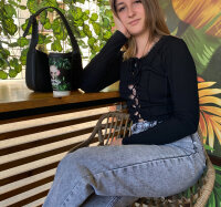 Veronik_ina's Offline XXX Chat