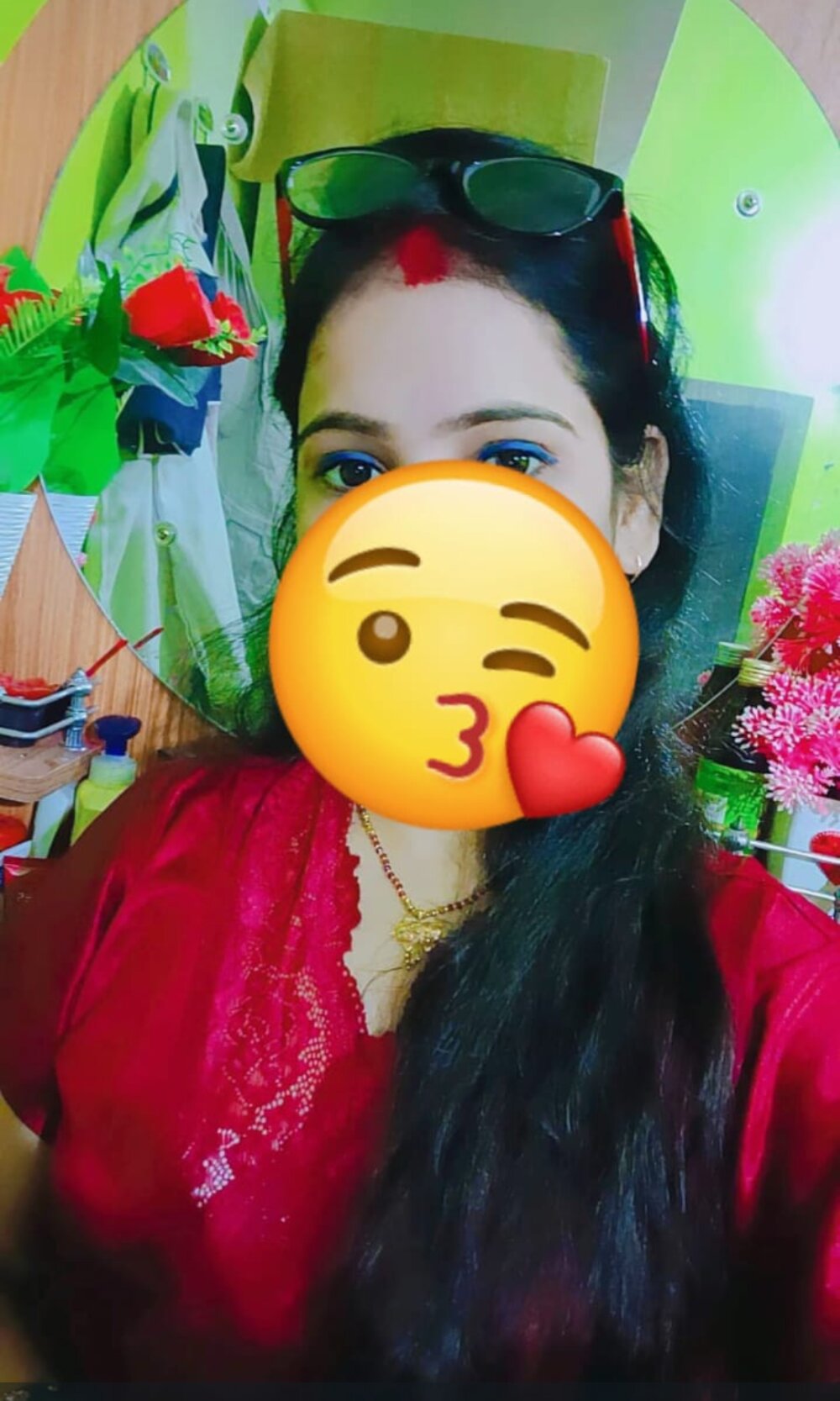 Khushabusexy Offline XXX-chat