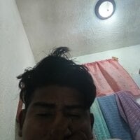 cholit's webcam live show