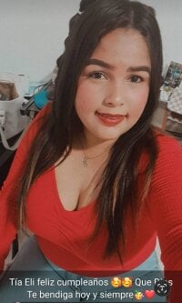 karina_tu_bebe's Offline Chat Room