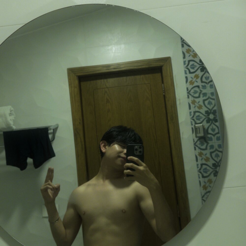 UzielOOO's Offline XXX Chat