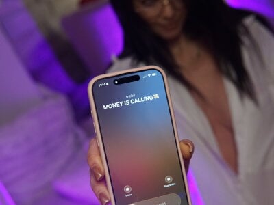 SeductiveMom on StripChat