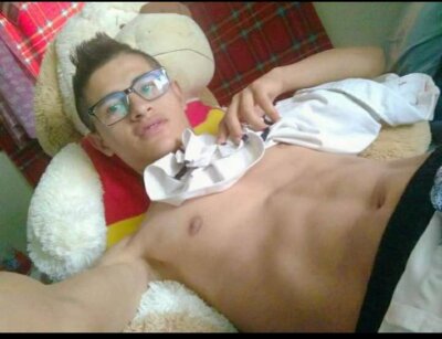 Salvadorr20cm - Stripchat Boy 