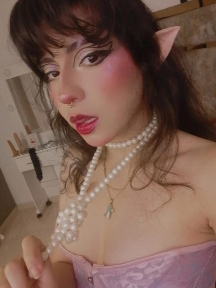 Valeria_20_ Adlı Modelin Çevrimdışı XXX Sohbeti