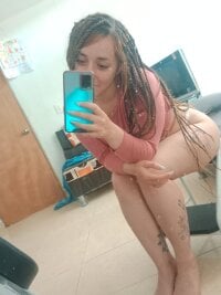 Ginata_Girl's Offline Chat Room