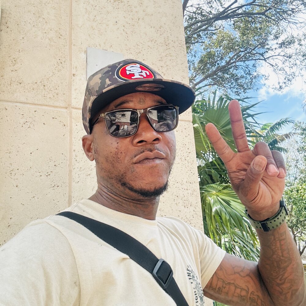 Kingkongg21@xh profile