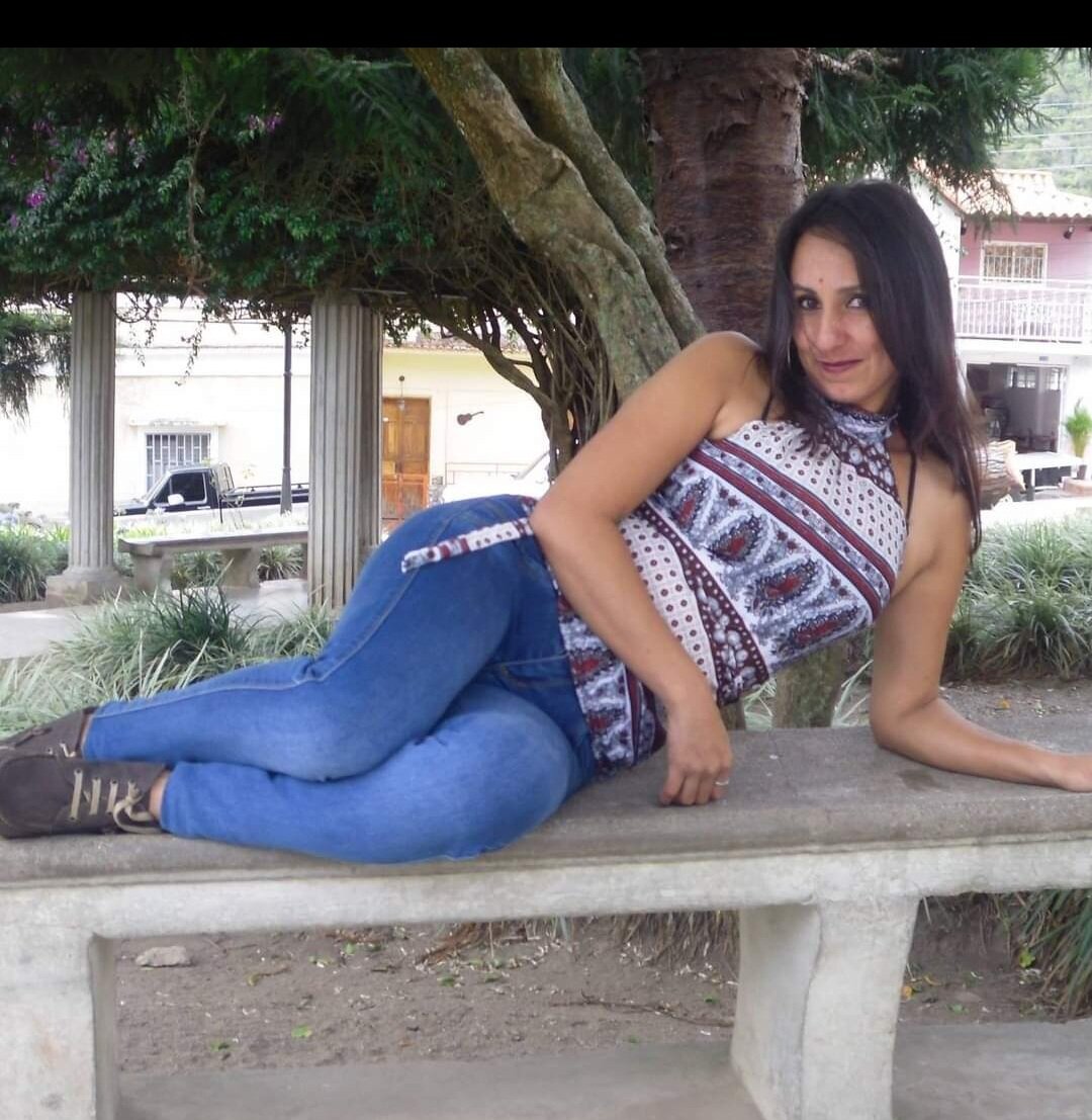 elvi-mature
