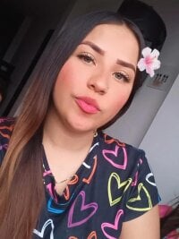 tatiis_xxx's Offline Chat Room