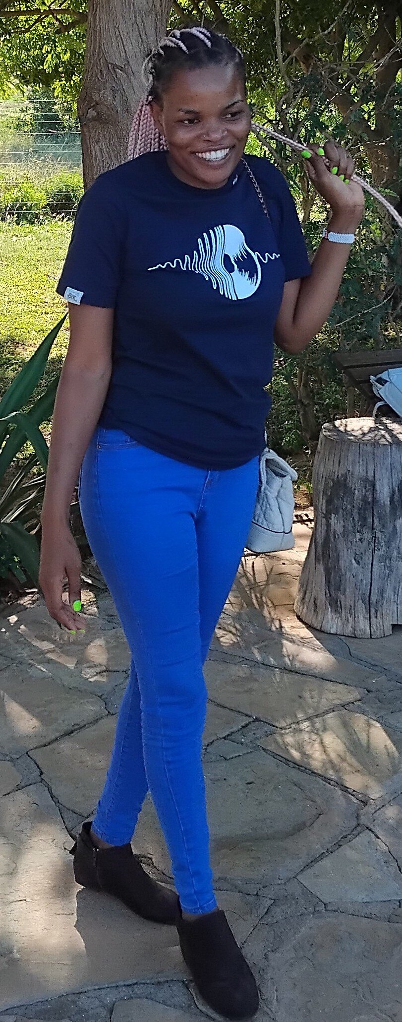 virgin_shanees