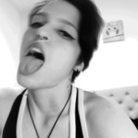 arihanahot's Offline XXX Chat