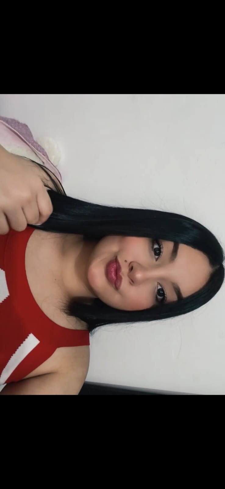 sarah_valeria