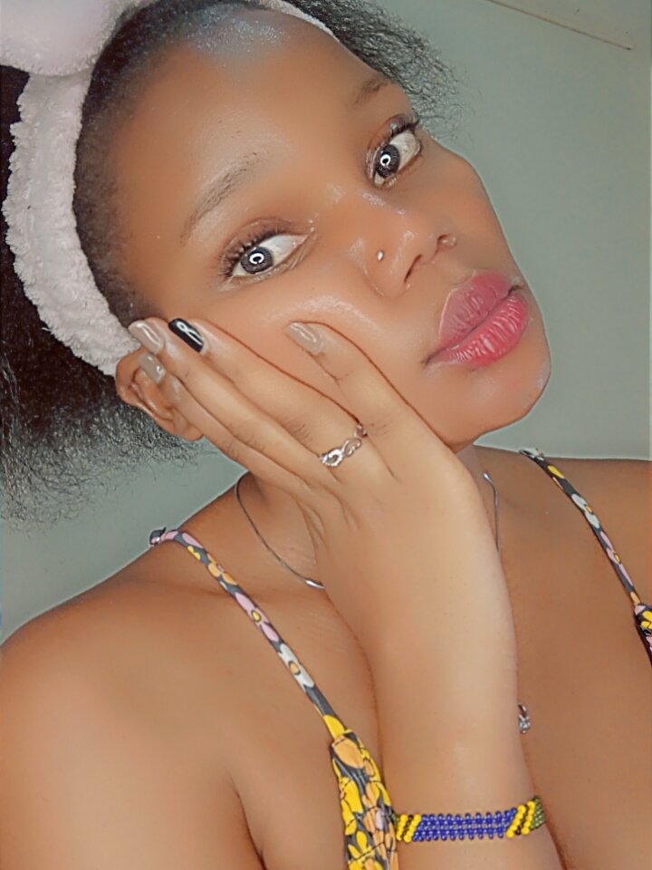 Live sex webcam photo for little_savage4 #289131022