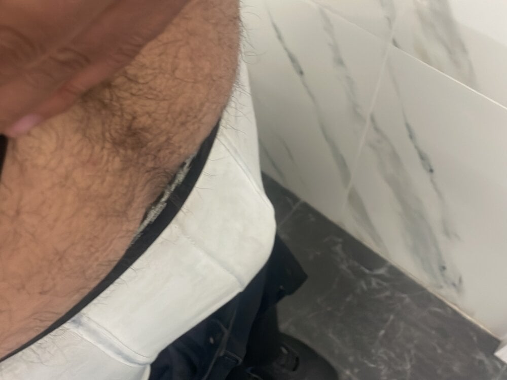 pRoyce2GrifA's Offline XXX Chat