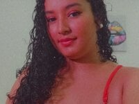 Fantacy_julieta's Offline Chat Room