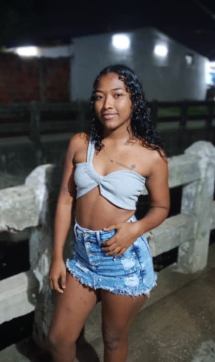 iluvcams.com lilou_fischer livesex profile in spanish cams